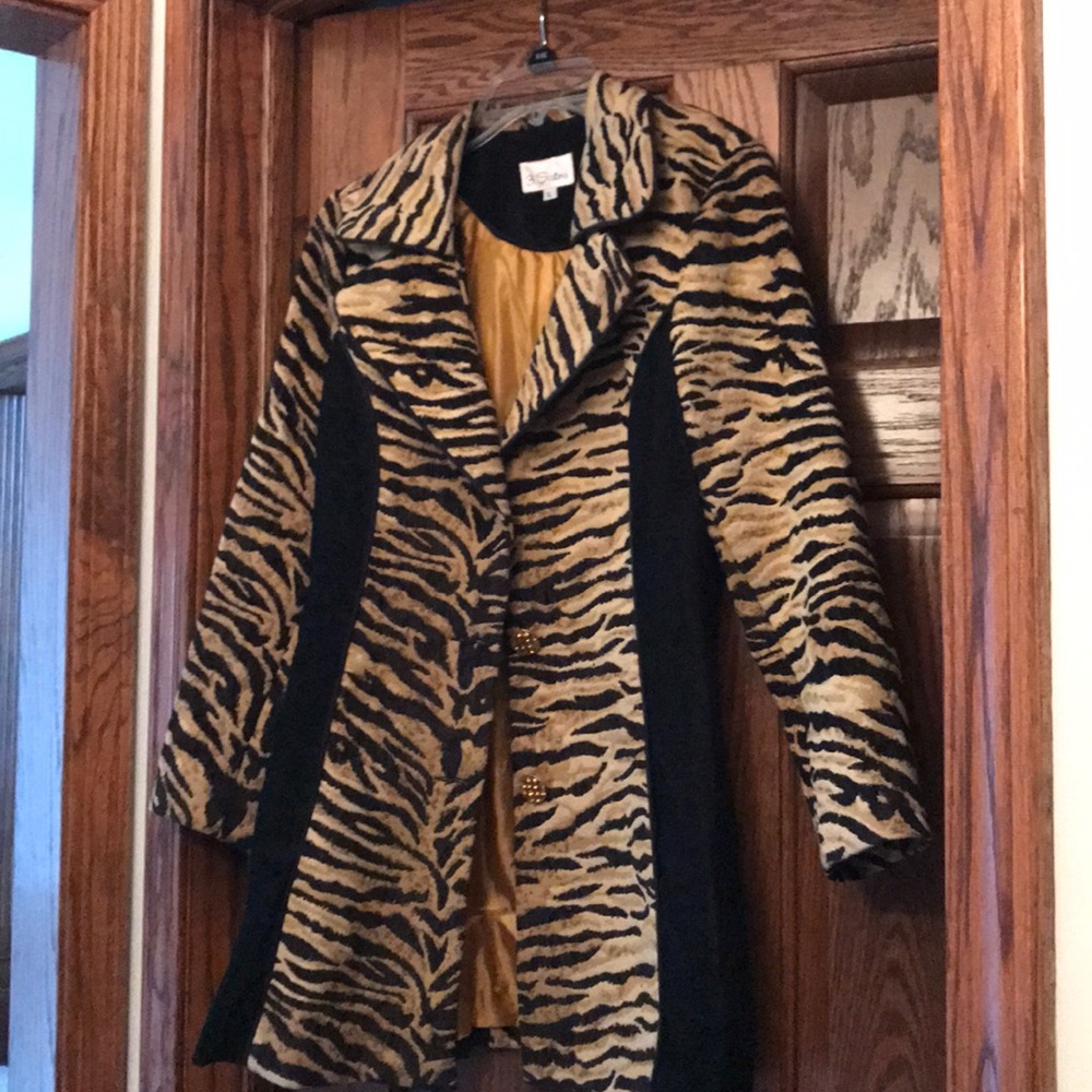 Ladies swing coat